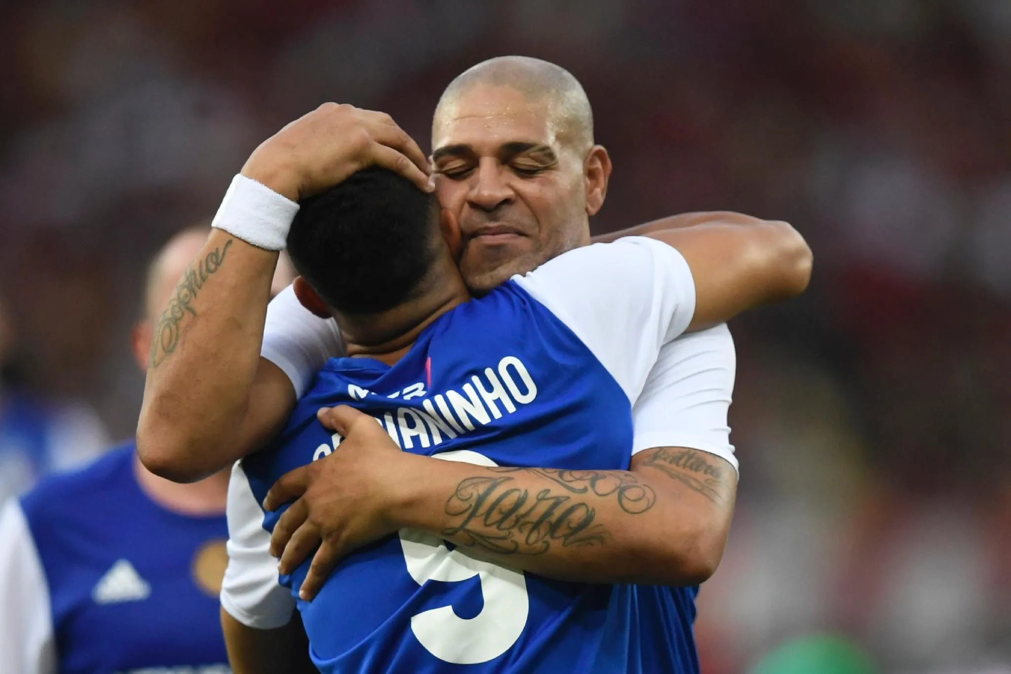 Adriano : Le Phénomène qui Captive la France !