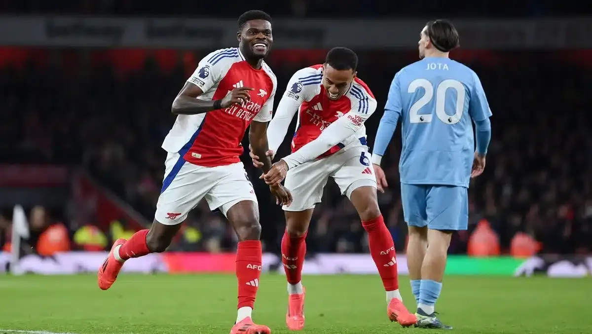 Arsenal s'impose face à Monaco : les Gunners se qualifient pour les huitièmes de finale de la Ligue Europa