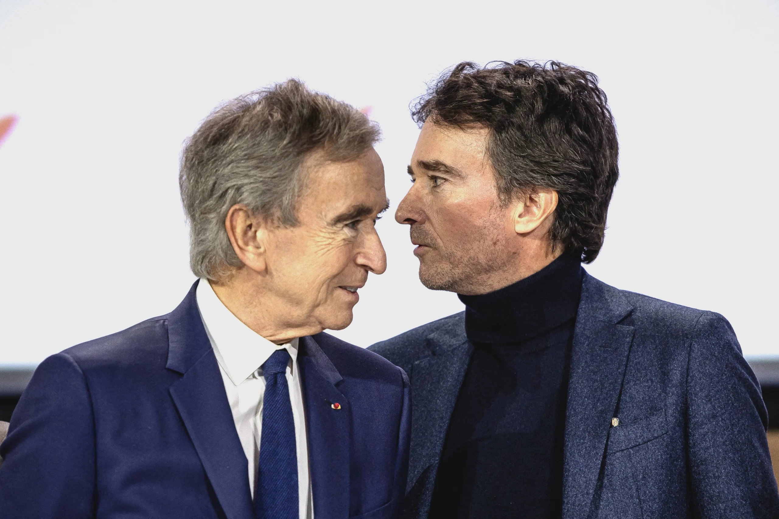 Bernard Arnault : Le Cuisinier de Dior Accusé de Travail Illégal Pendant Dix Ans