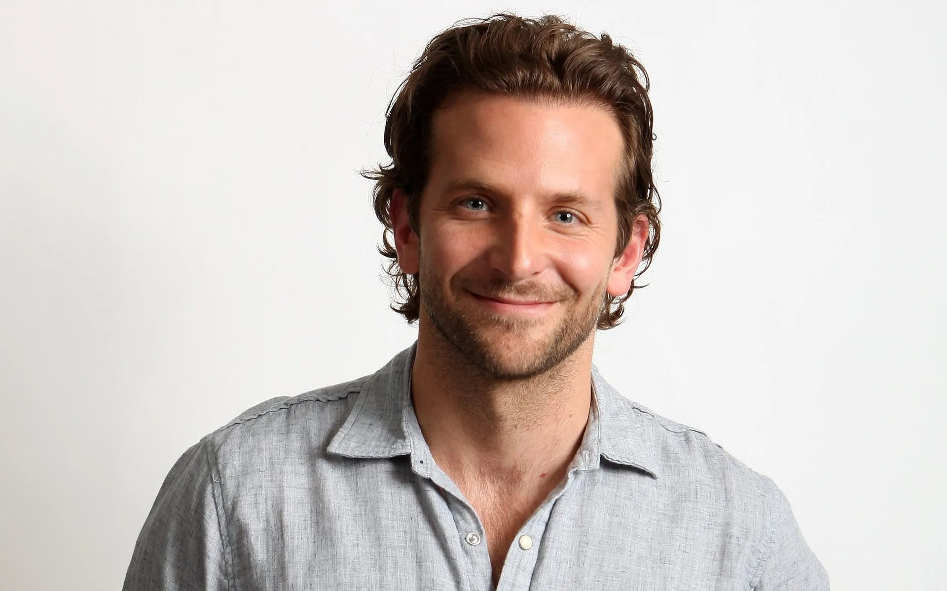 Bradley Cooper : L'icône d'Hollywood qui fait sensation en France