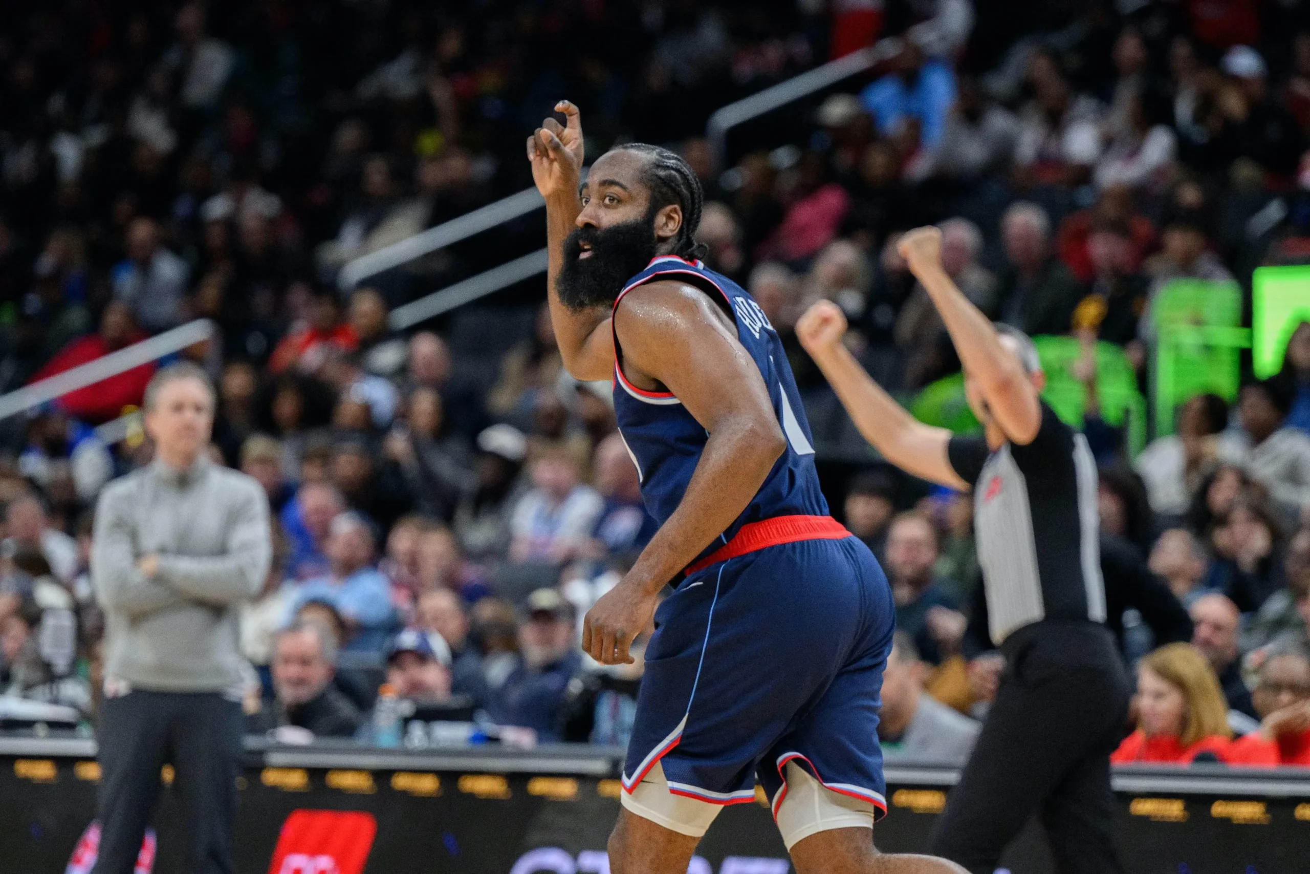 Clippers Dominent les Jazz : Un Match Électrisant en Direct !
