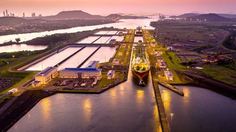 Le Canal de Panama : Un Passage Stratégique en Péril face aux Défis Climatiques