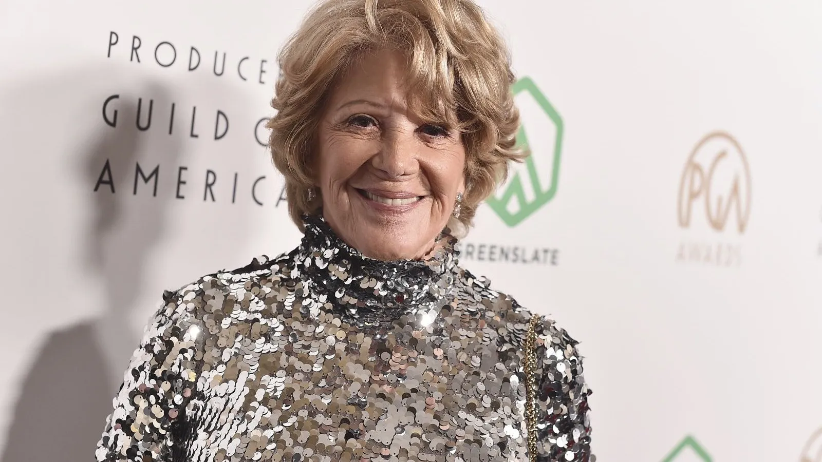 Linda Lavin : La star qui fait sensation en France !