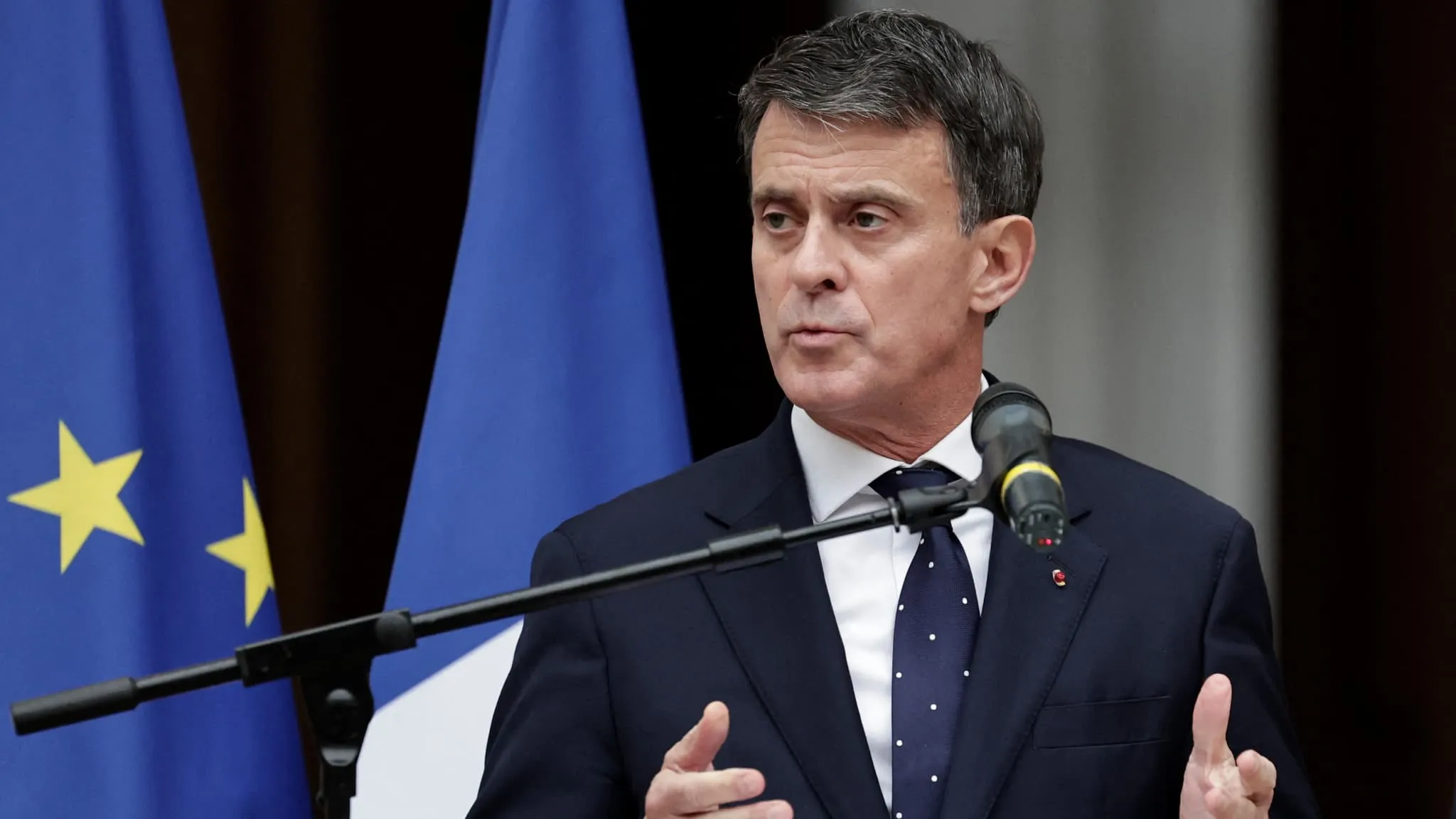 Manuel Valls : Le Comeback Surprise au Ministère des Outre-Mer