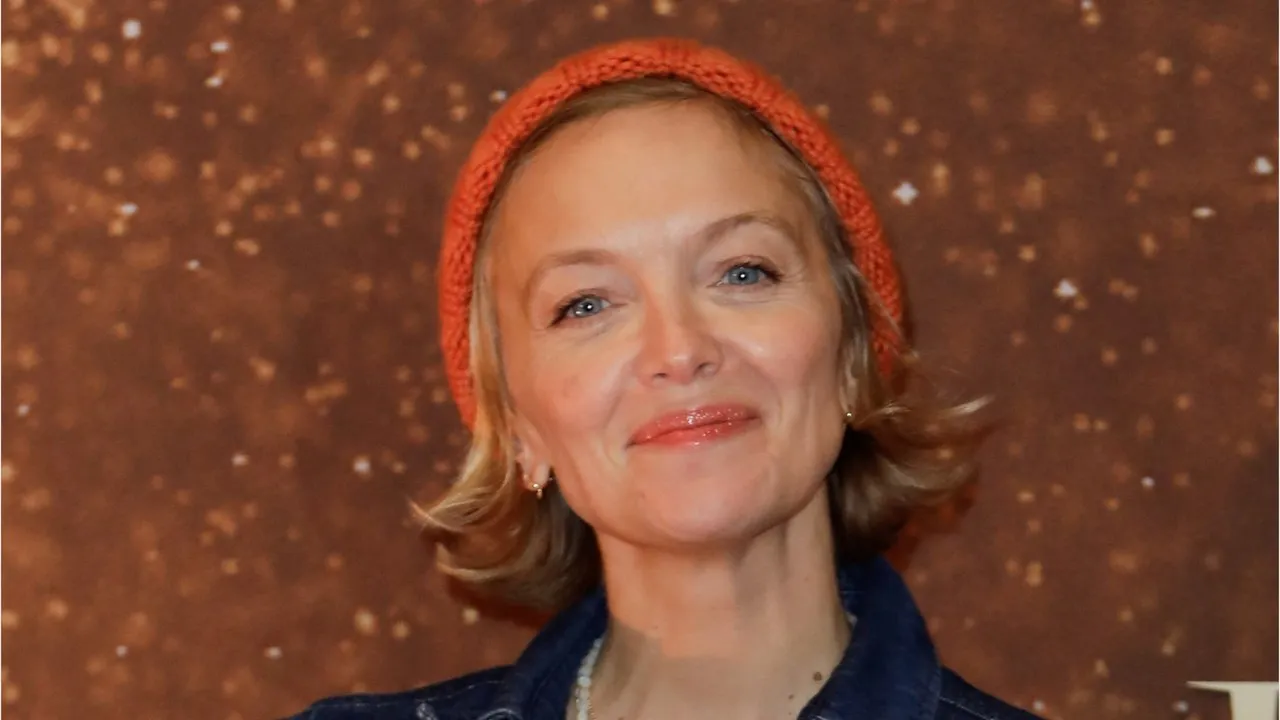 Maya Lauqué : La Présentatrice qui Fait Sensation sur France 5