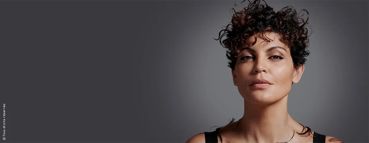 Nawell Madani : Son Spectacle Éblouissant et Son Combat pour la Maternité