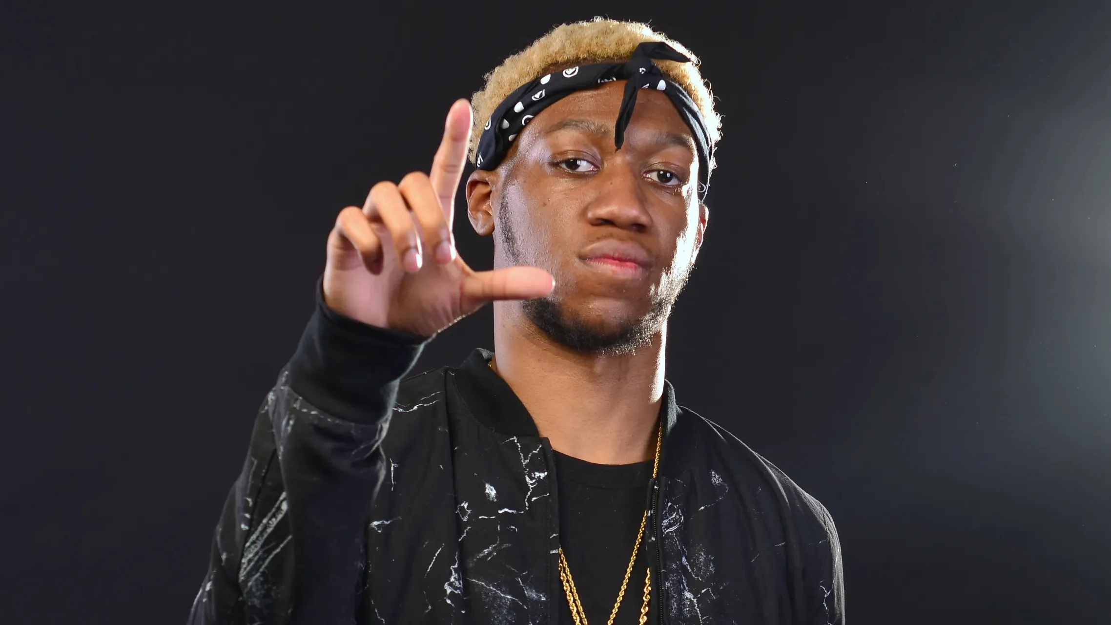 Og Maco : Le Phénomène Musical qui Enflamme la France
