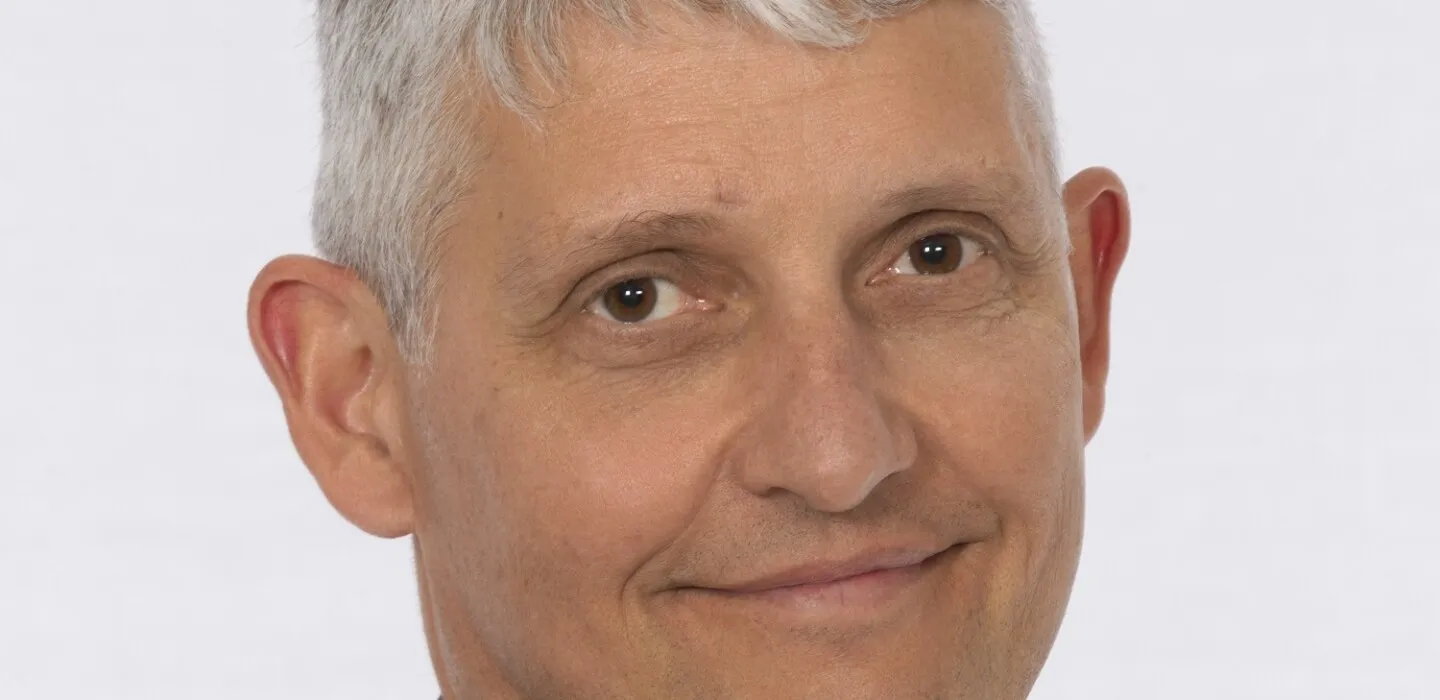 Olivier Gavalda : L'Art de Captiver le Public Français