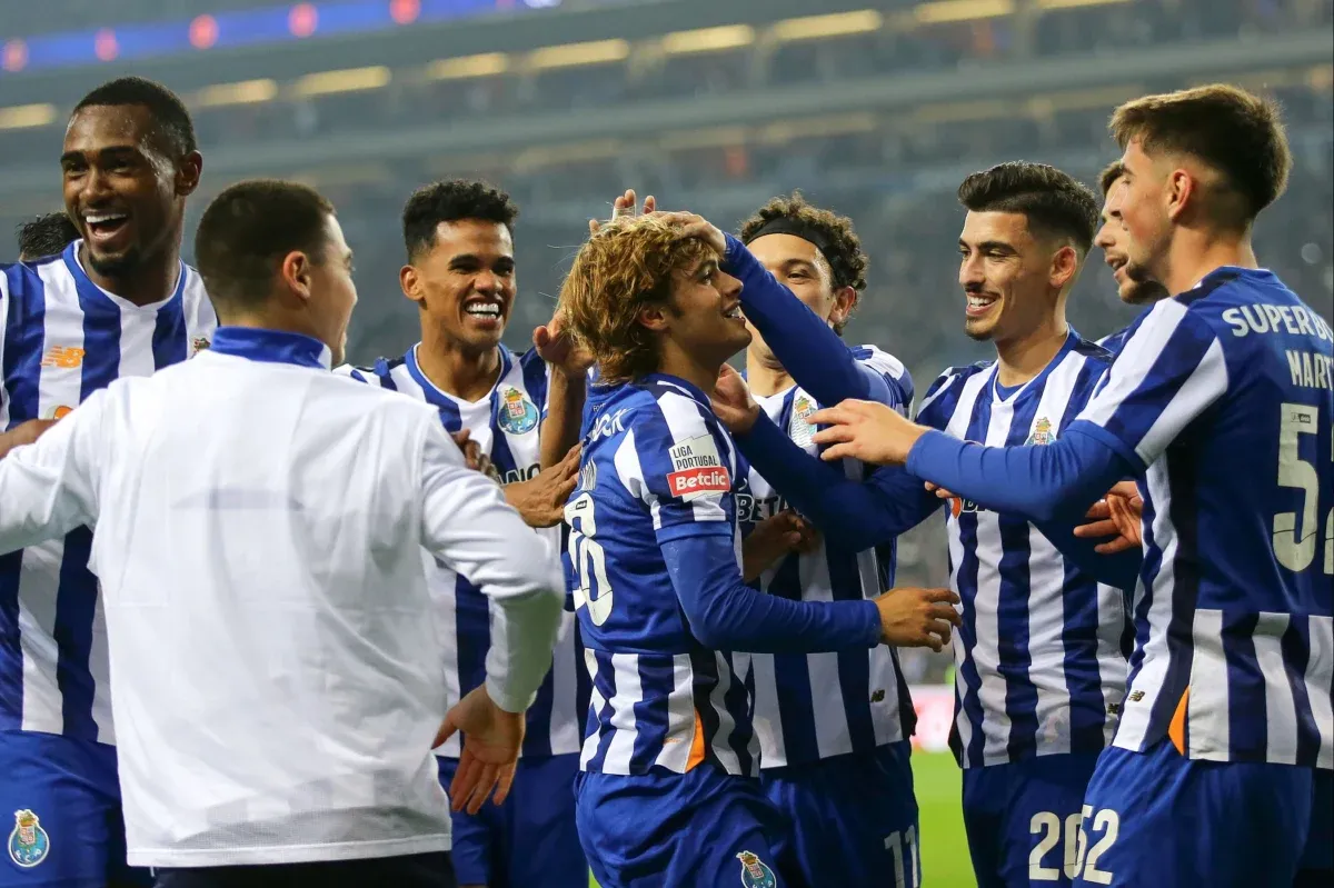 Porto vs Boavista : Le Duel qui enflamme le Football Français