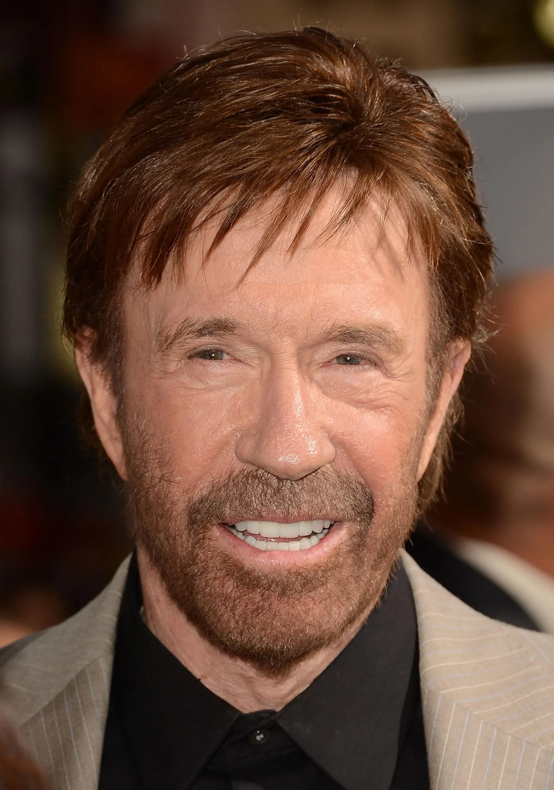Chuck Norris : Le Retour d'une Légende qui Fait Vibrer la France