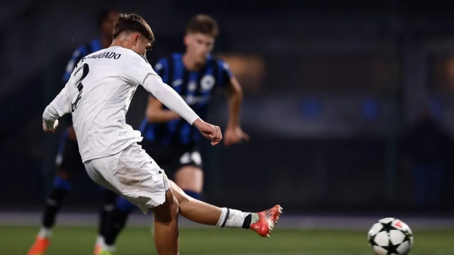 Diego Aguado : La Nouvelle Étoile du Football Français en Pleine Ascension