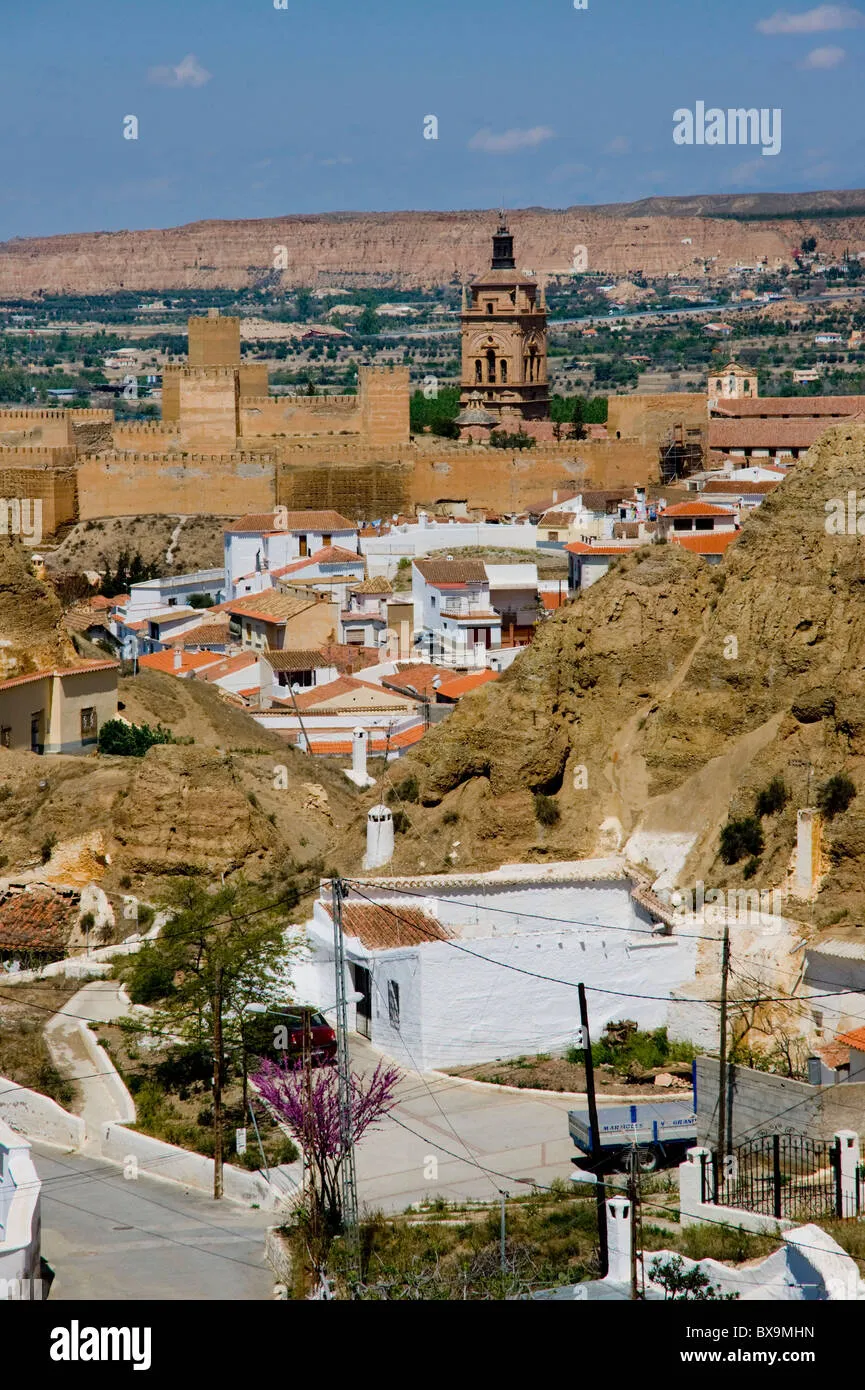 Guadix : La Ville Espagnole qui Fait Sensation en France