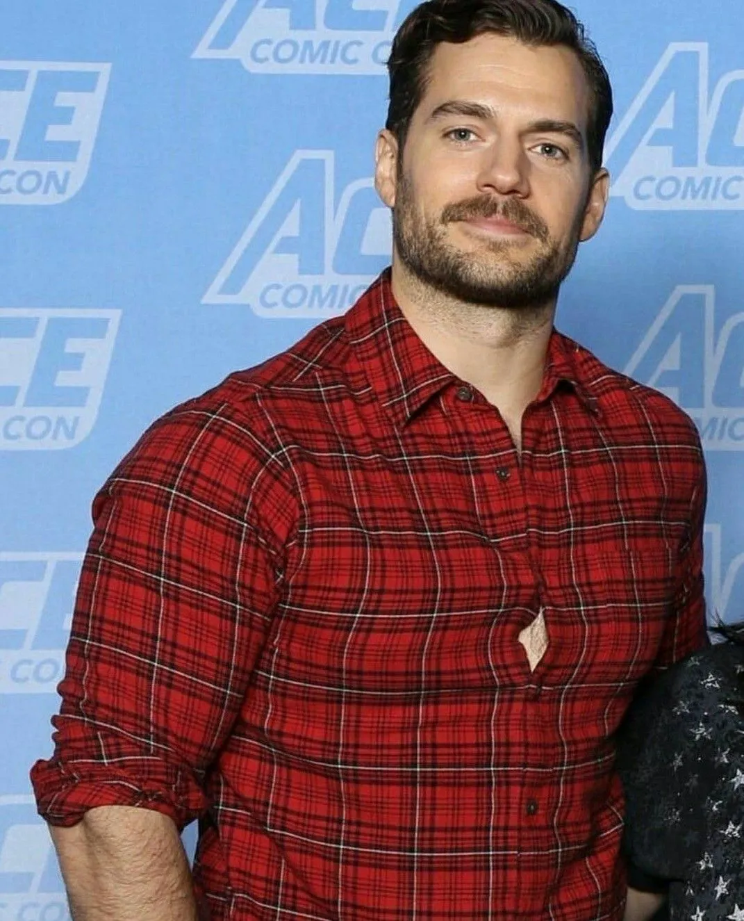 Henry Cavill : Révélations et rumeurs qui font le buzz en France