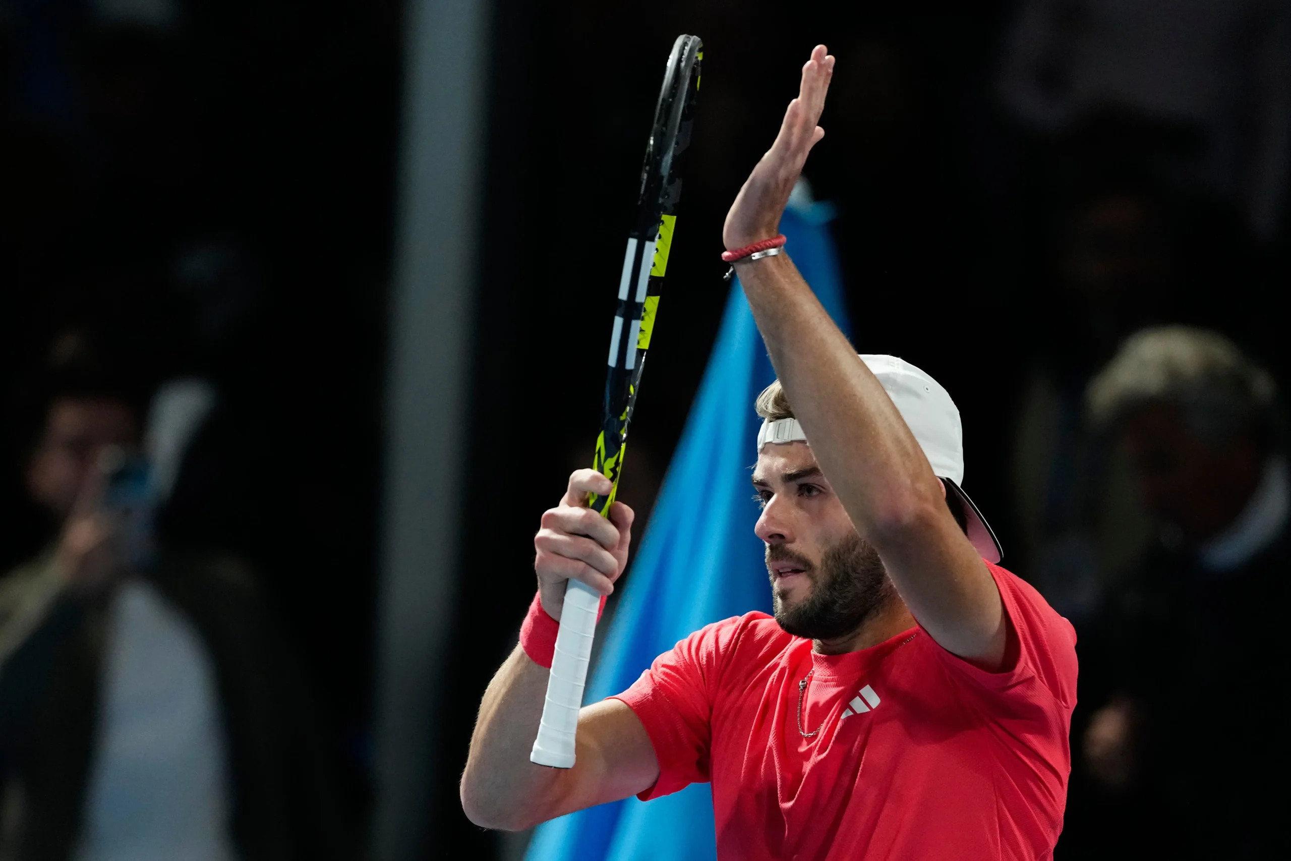 Jacob Fearnley : La Nouvelle Étoile du Tennis Éblouit à l'Open d'Australie