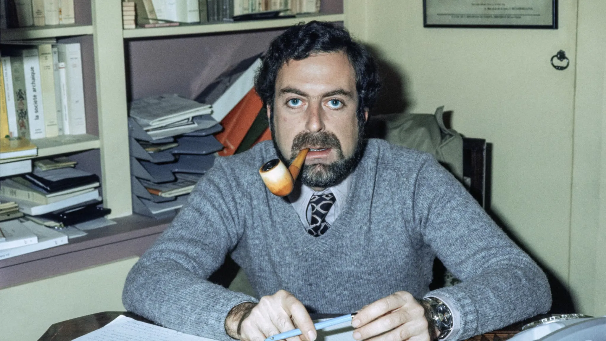 Pascal Lainé : L'Art de Captiver le Public Français