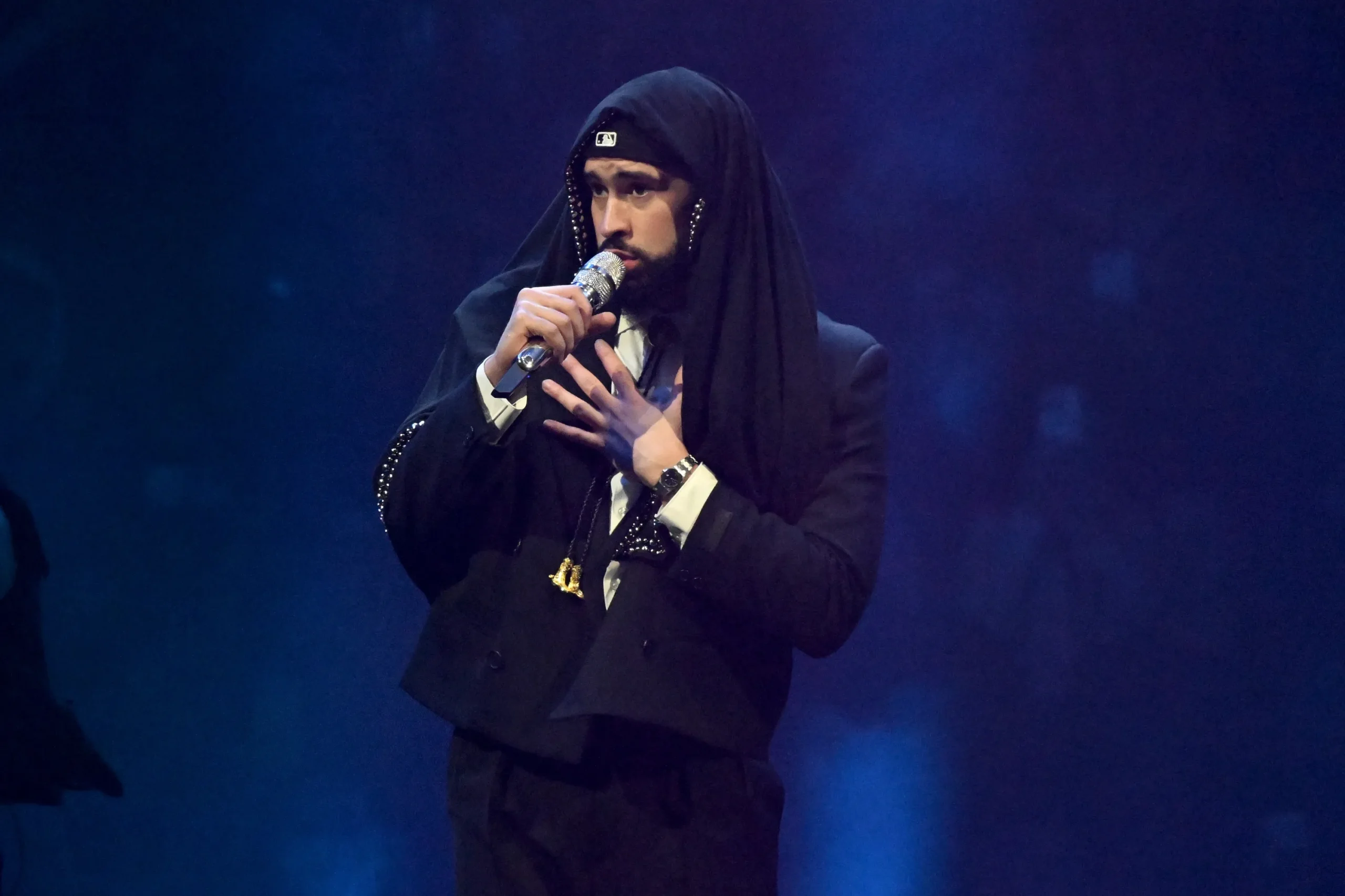 Bad Bunny enflamme Madrid : un concert mémorable qui fait vibrer la France