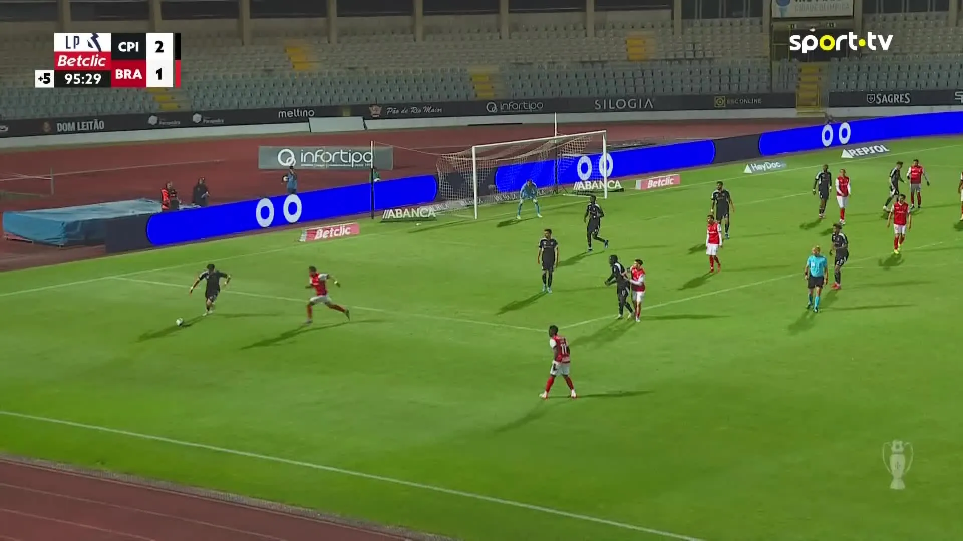 Casa Pia vs Braga : Duel au Sommet qui Fait Vibrer la France !