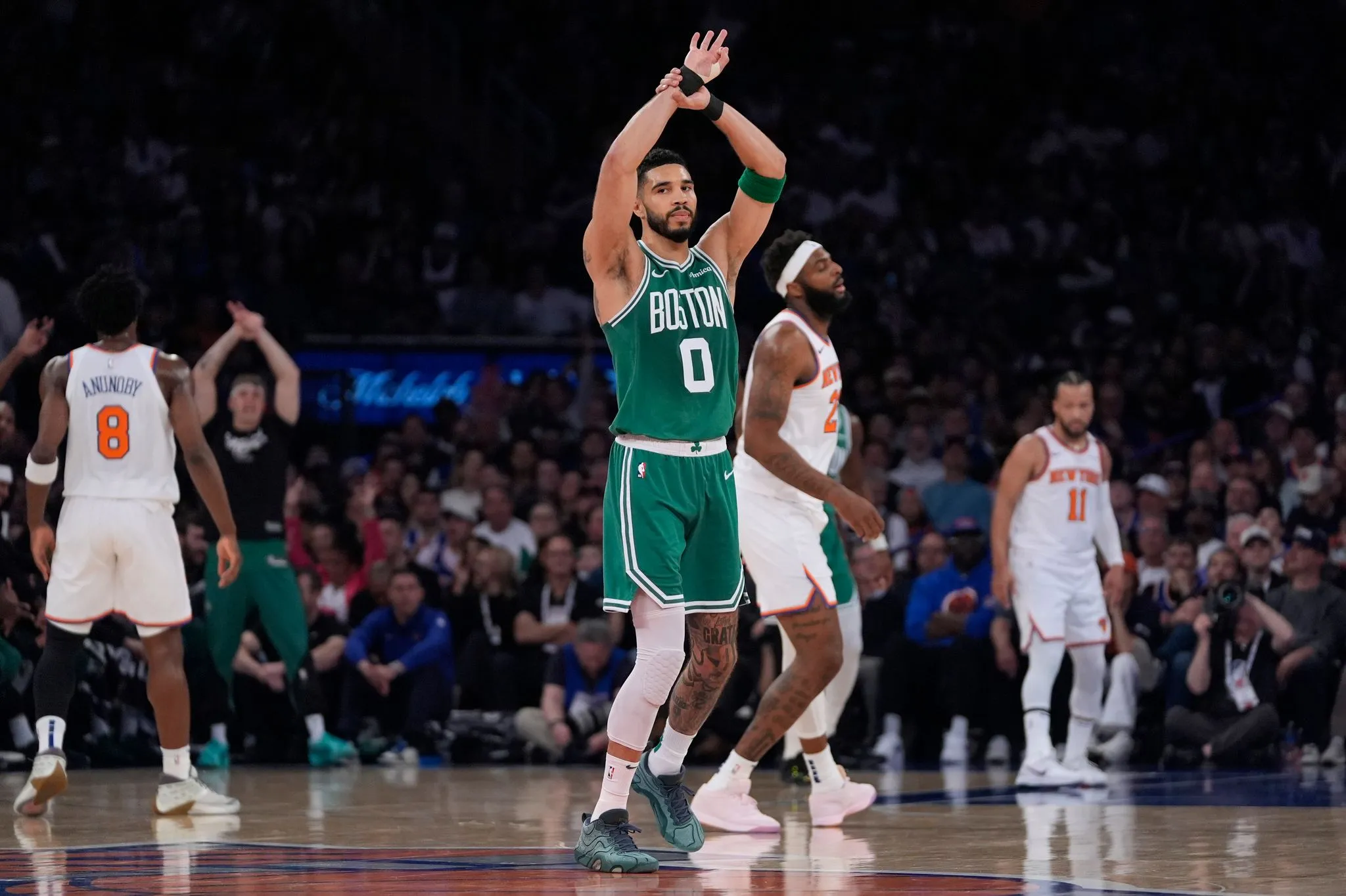 Knicks vs Celtics : La bataille des géants s'intensifie !