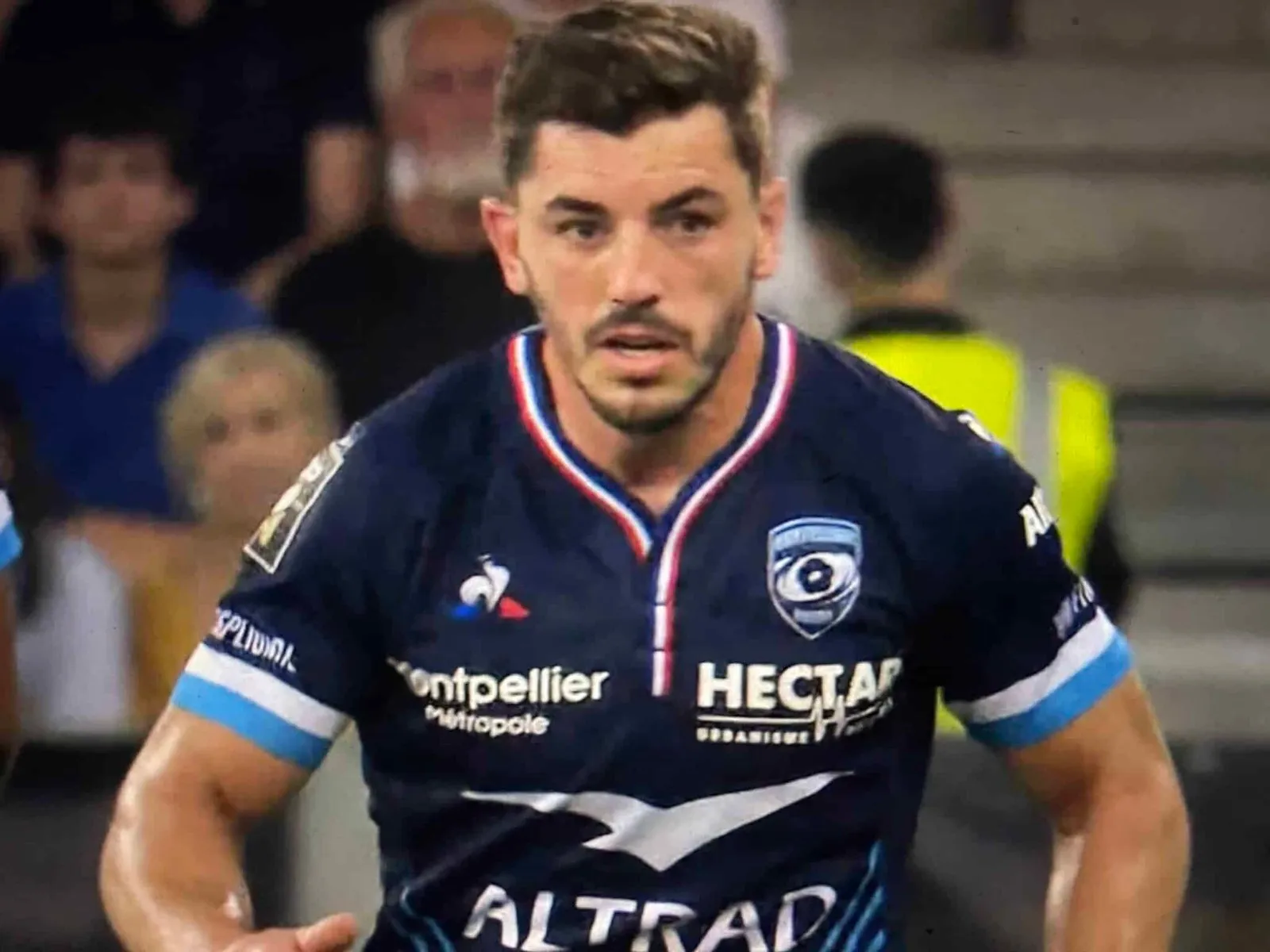 Montpellier vs Bordeaux-Bègles : Duel au Sommet du Rugby Français !